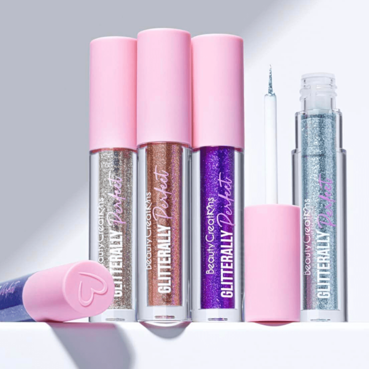 Glitterally Perfect Liner - MAKEUPMX Distribuidora