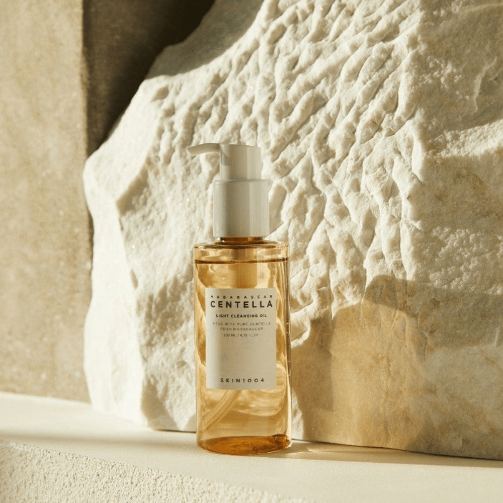 Sin Caja - Madagascar Centella Light Cleansing Oil - MAKEUPMX Distribuidora