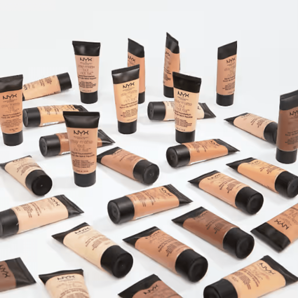 Stay Matte But Not Flat Foundation - MAKEUPMX Distribuidora