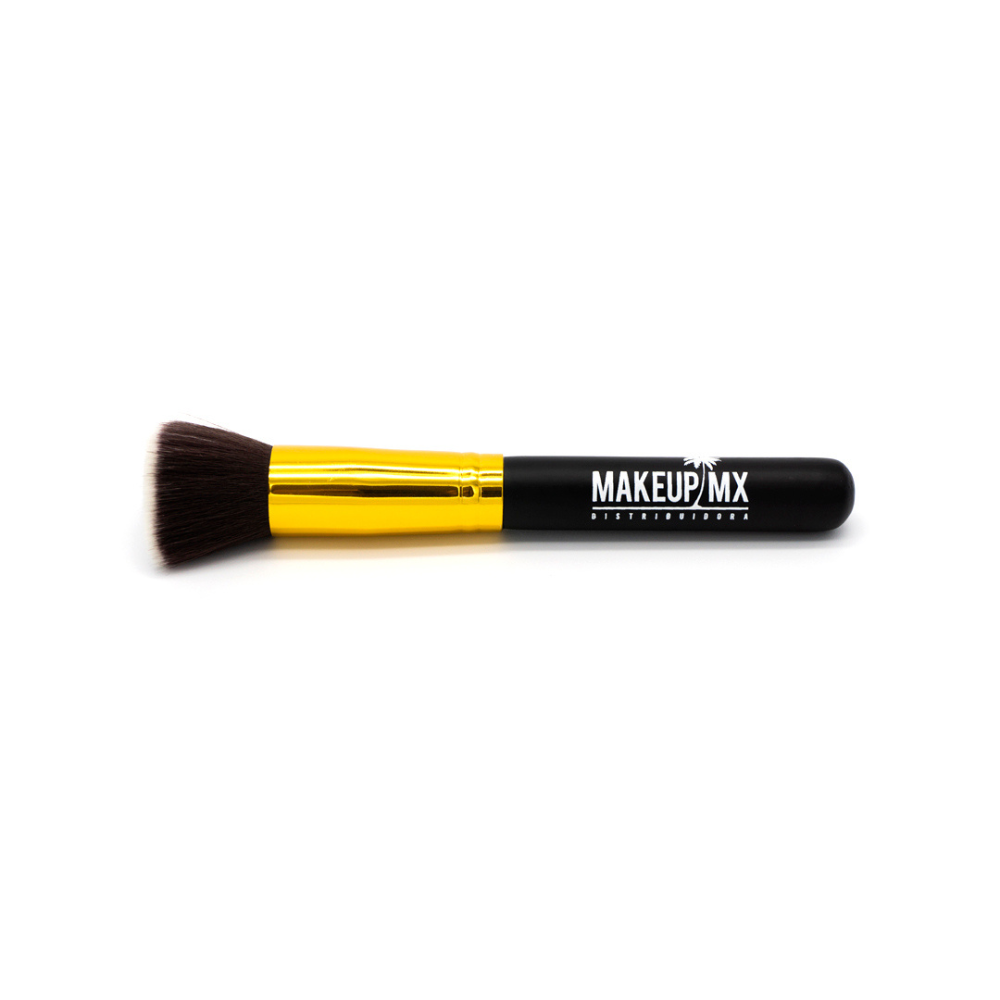 Kabuki Brush