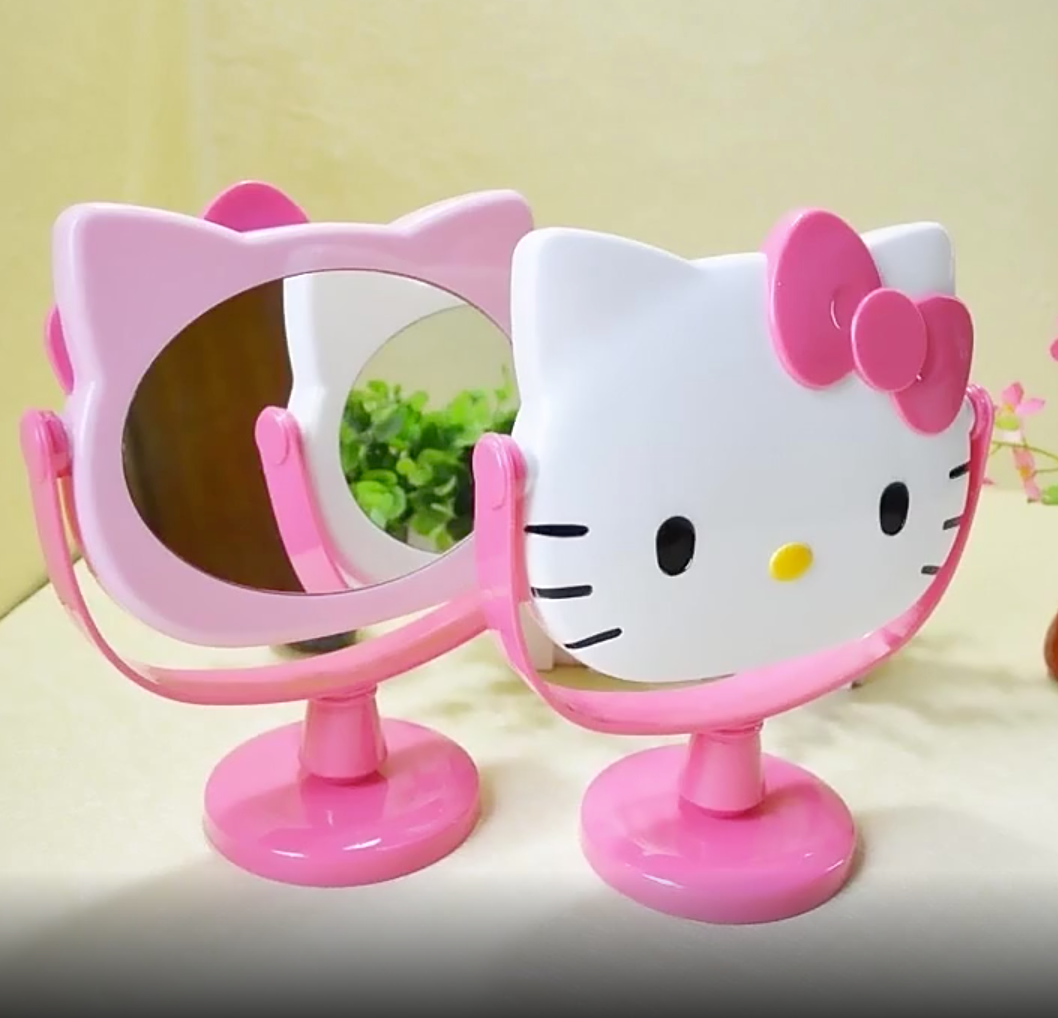 Hello Kitty Standing Mirror